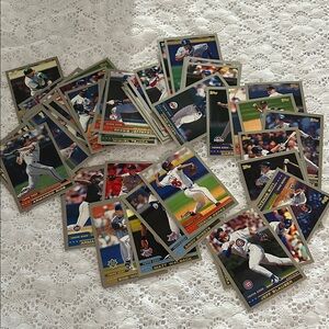 Topps  Baseball Trading Cards